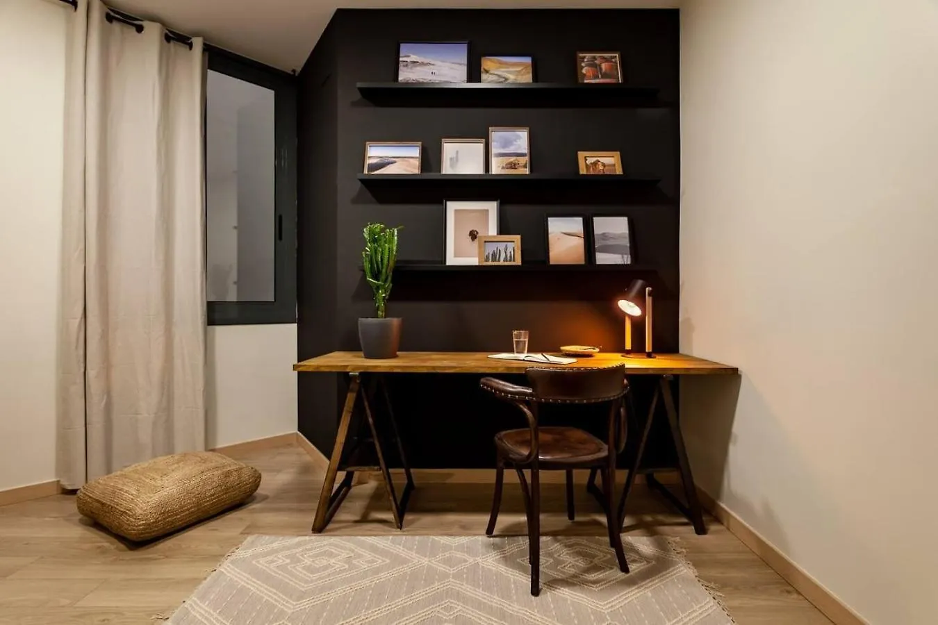 Lejlighed Hegra - 2 Bedrooms, Balcony In Eixample Esquerra Barcelona